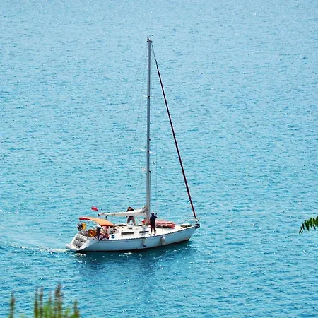 Villa Grand With Sea View And Private Pool Up To 8 Persons Apv Golden Parikia (Paros)