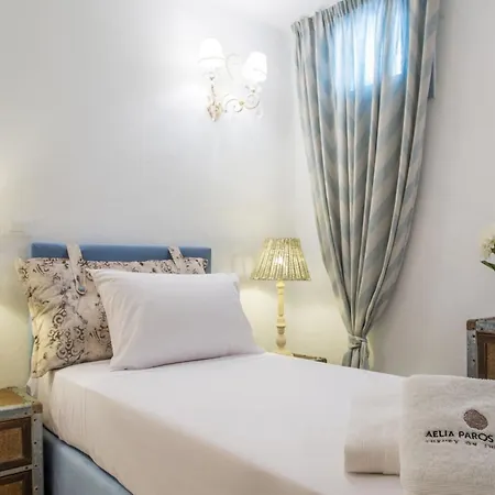 빌라 Deluxe Paros Grand 4 Bedrooms Wonderful Sea View